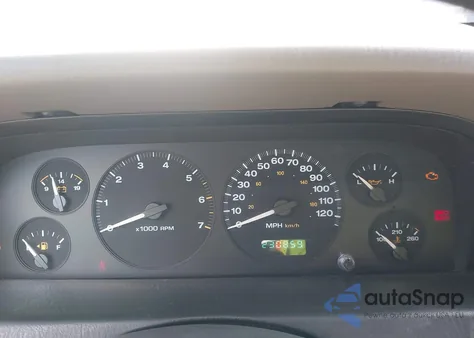 2004 Jeep Grand Cherokee Laredo z USA, uszkodzony, nr VIN 1J4GW48SX4C338644